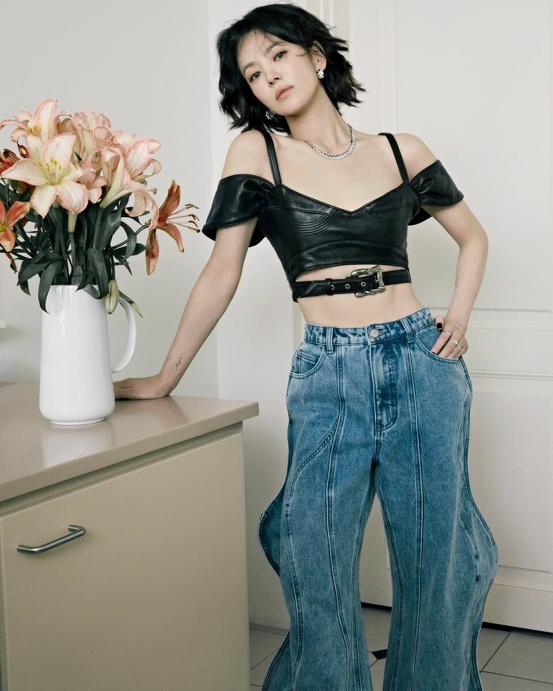 Tuổi 45 “đỉnh cao” của Song Hye Kyo: Trẻ đẹp, sống rực rỡ như phú bà - 1 Tuổi 45 “đỉnh cao” của Song Hye Kyo: Trẻ đẹp, sống rực rỡ như phú bà - 1