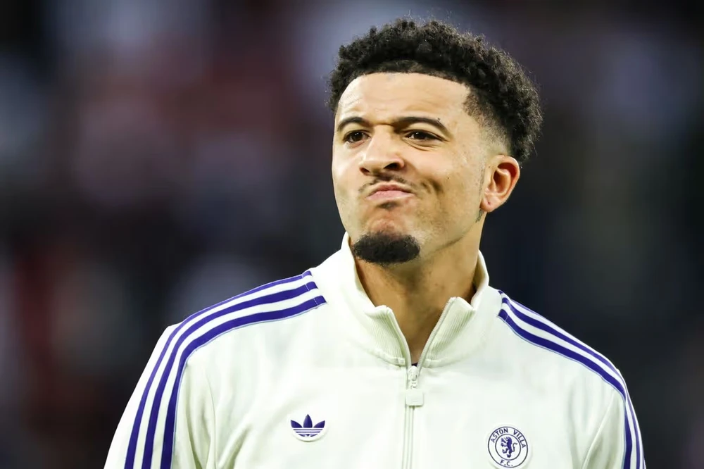 Sancho chắc chắn sẽ rời MU mùa hè này và nhiều khả năng sẽ trở lại Borussia Dortmund. ẢNH: NURPHOTO mu-jadon-sancho.jpg