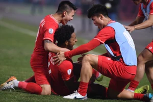 Nóng: HLV Kim Sang-sik tung đội hình mạnh nhất đá với Bangladesh