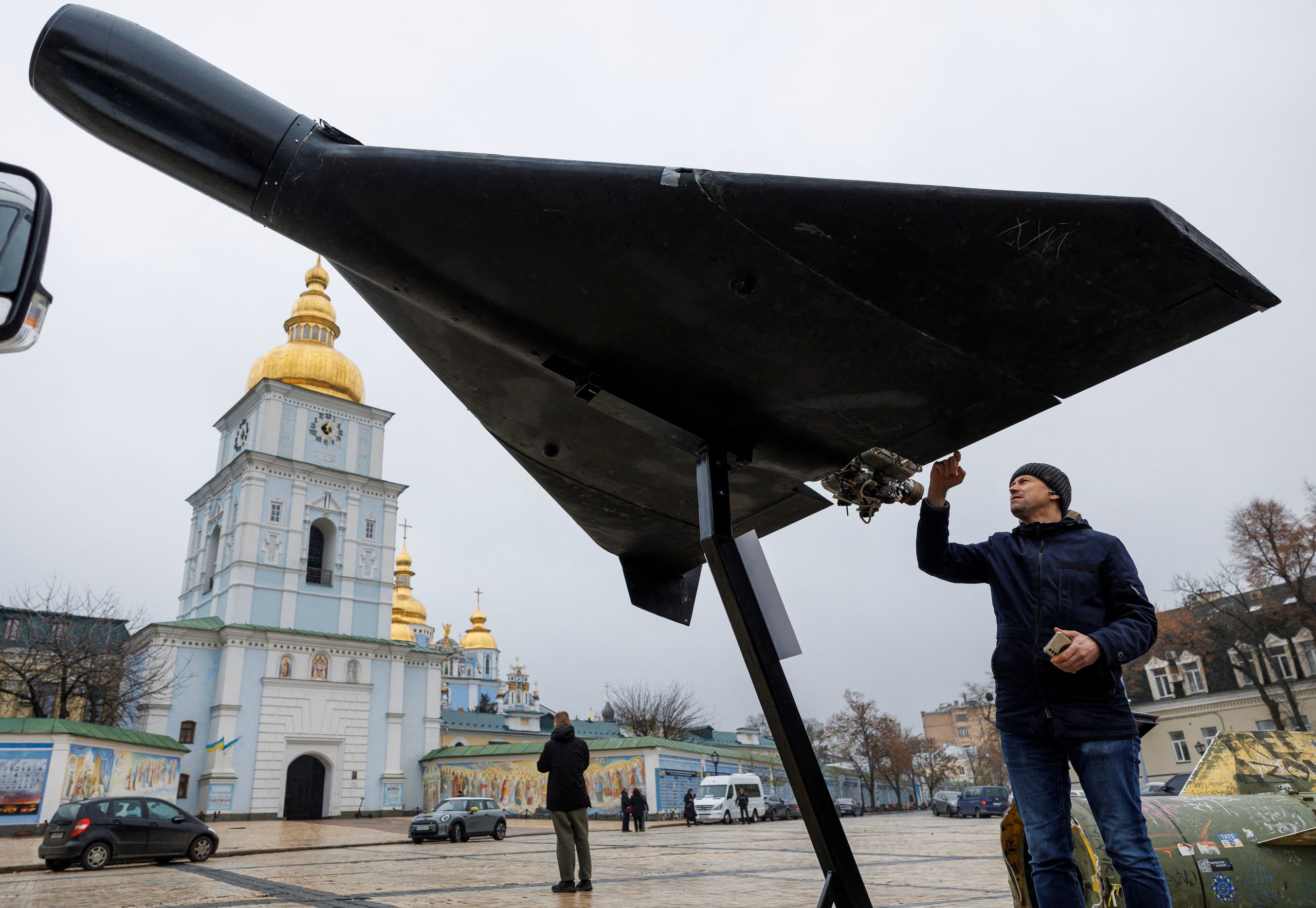 Ukraine muốn 'đổi' chuyên gia drone lấy tên lửa Mỹ - Ảnh 1.