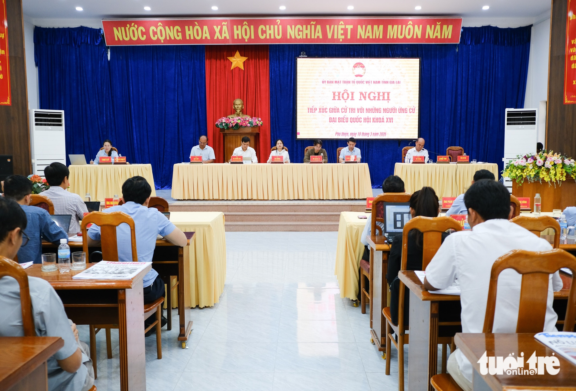 Ứng cử viên ĐBQH Bùi Quang Huy: Quan tâm thanh thiếu niên, phát triển vùng dân tộc thiểu số - Ảnh 1.