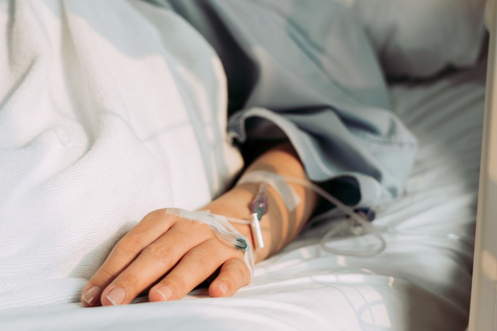 Ung thư giai đoạn cuối, người bệnh cần được điều trị thế nào? - 1