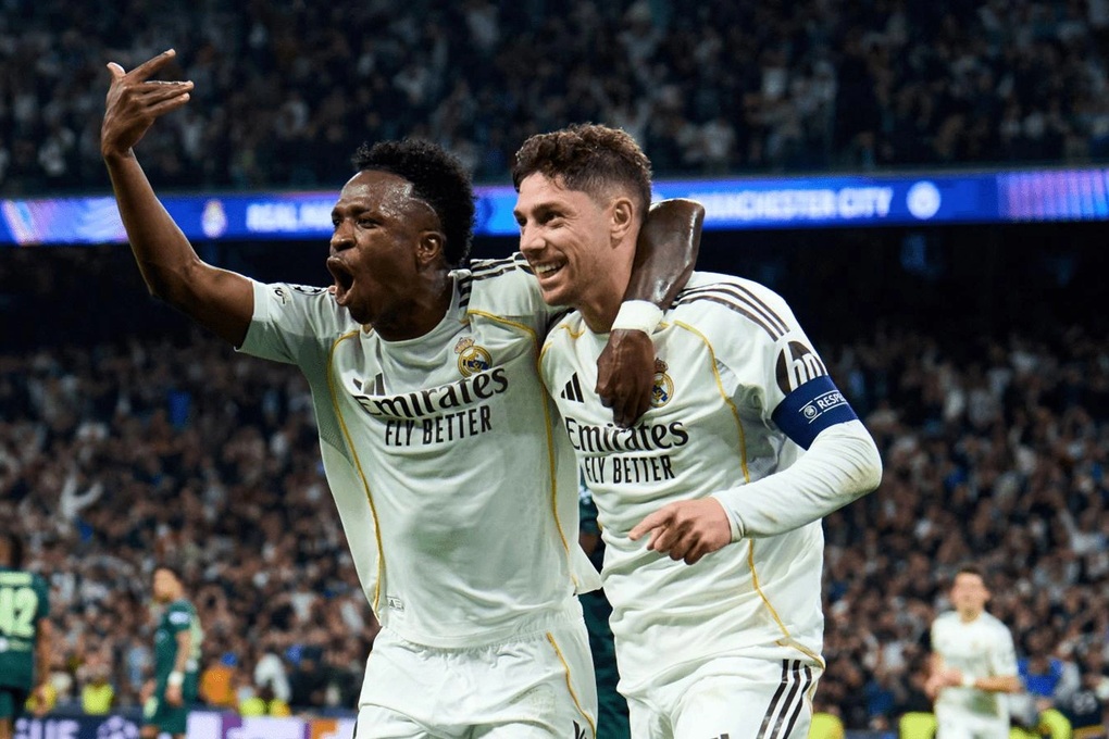 Valverde lập hat-trick, Real Madrid thắng đậm Man City ở Champions League - 1