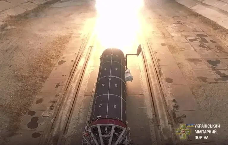 1112 Bức màn bí ẩn về tên lửa đạn đạo Sapsan mới được ông Zelensky nhắc tên.jpg