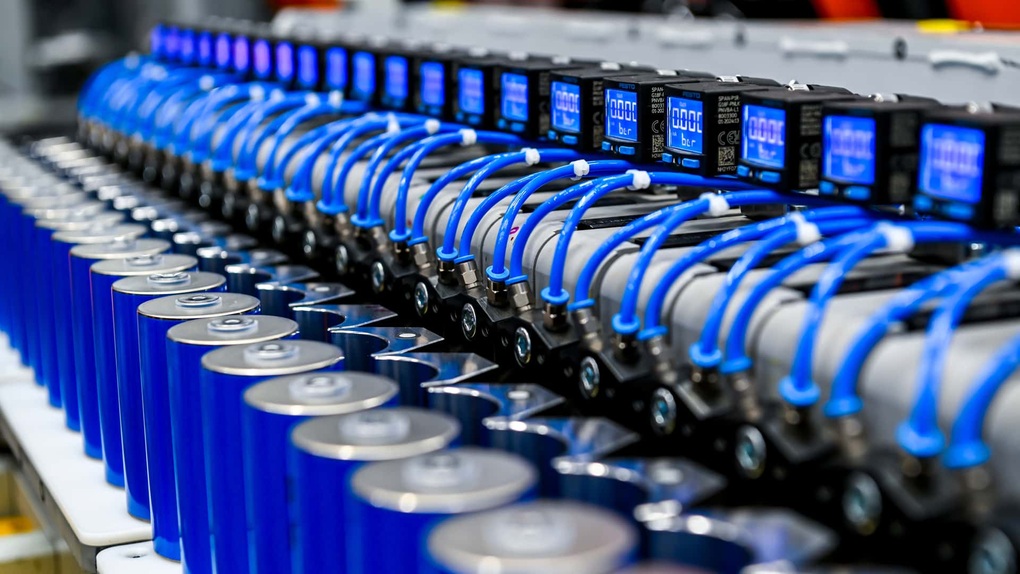 Vì sao châu Âu chật vật trong nỗ lực tự chủ sản xuất pin ô tô điện? - 1