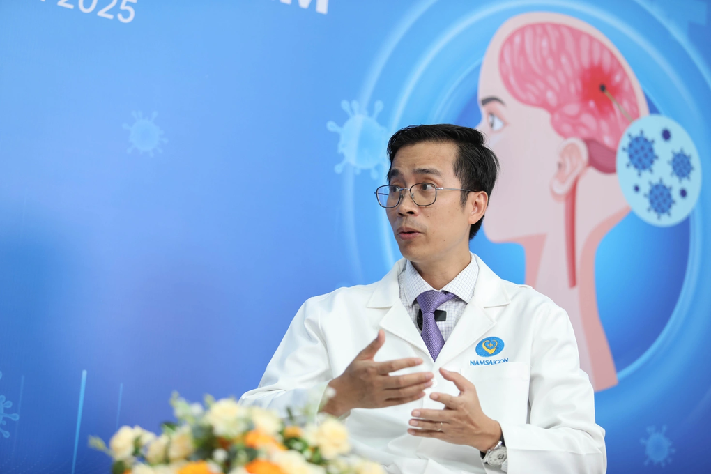 Vì sao người trẻ khỏe mạnh vẫn có nguy cơ trở nặng do viêm não mô cầu? - 1