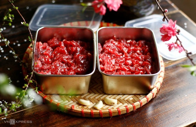 Vì sao thịt bò xào vẫn dai dù ướp kỹ? 1 Ảnh minh họa: Bùi Thủy