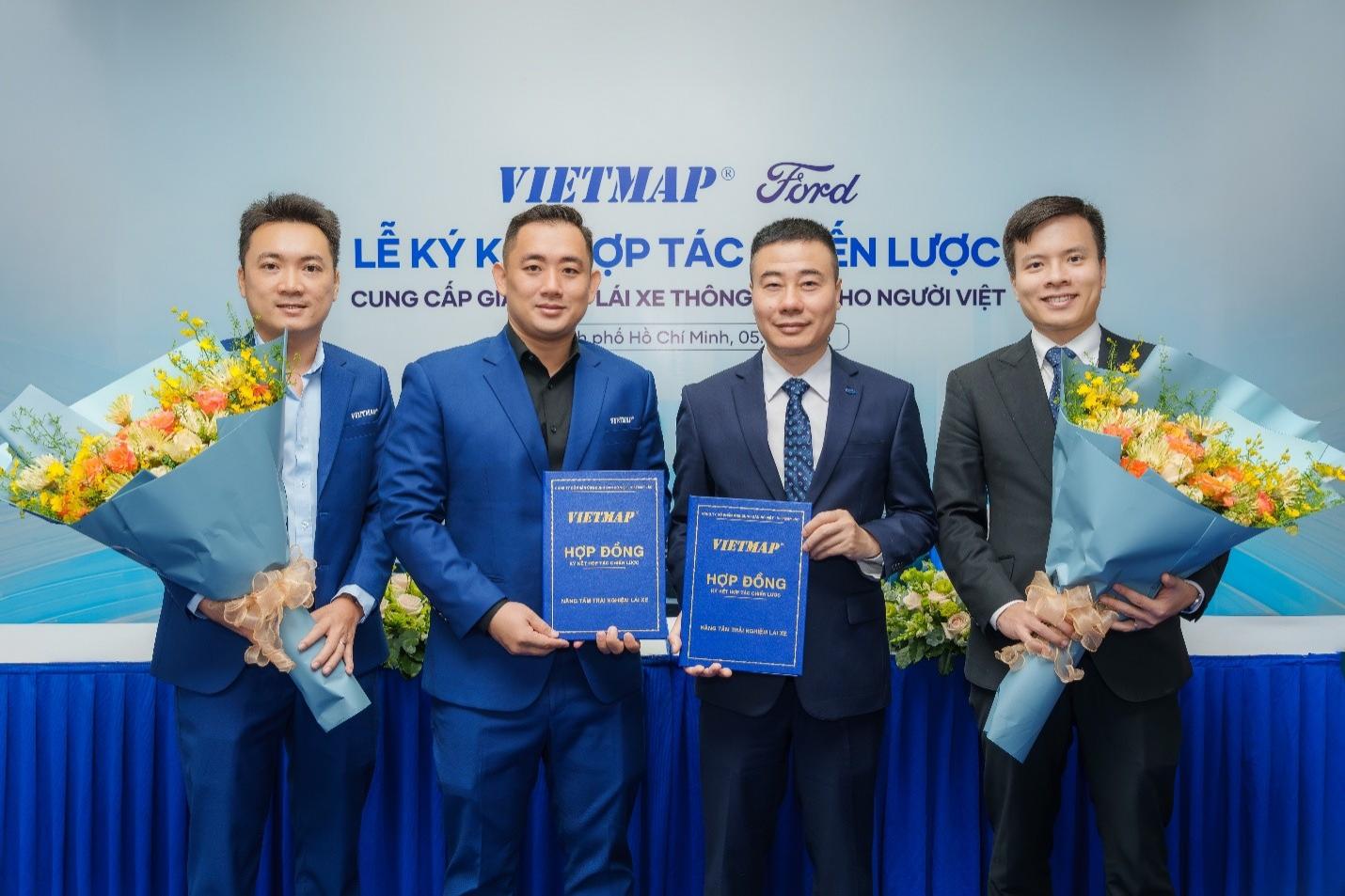 Vietmap hop tac chien luoc voi Ford Viet Nam