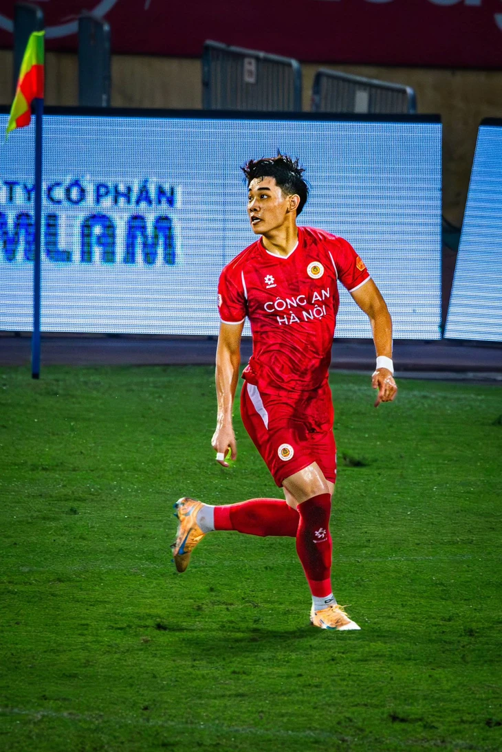 Vòng 16 V-League 2025 - 2026: Chờ Đình Bắc ghi bàn 1 Đình Bắc - Ảnh 1.