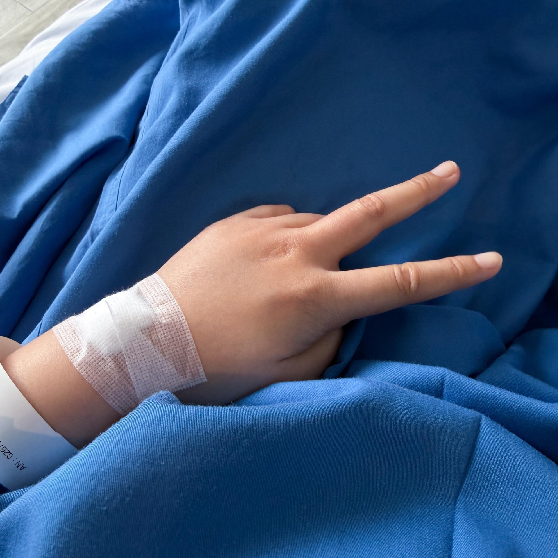 Vũ Cát Tường thông báo nóng sau khi nhập viện khẩn cấp, huỷ tham gia concert Anh Trai Say Hi- Ảnh 1.