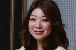 Á hậu Hong Kong: 'Tôi không còn xấu hổ vì ly hôn'