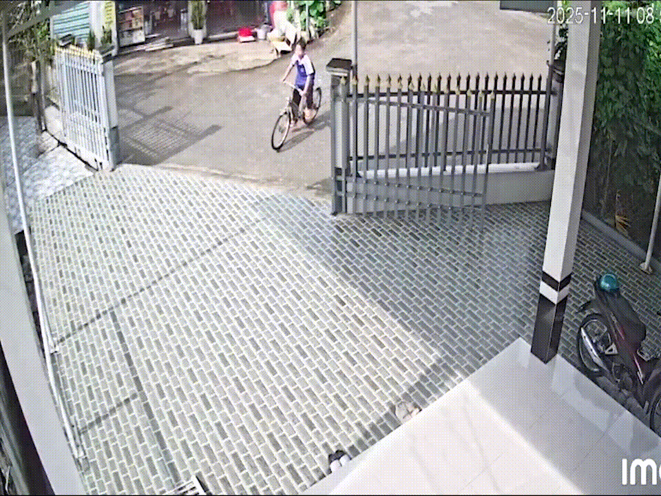 mở cổng - Ảnh 1.