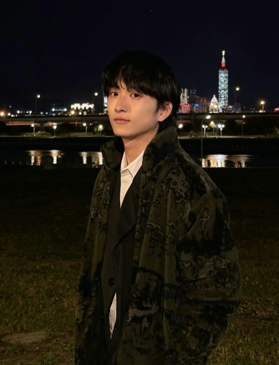 Hội thiếu gia nhà trâm anh thế phiệt giàu nổi danh showbiz: Vừa đẹp mã vừa có tiền, ai mà làm lại các anh!- Ảnh 1.