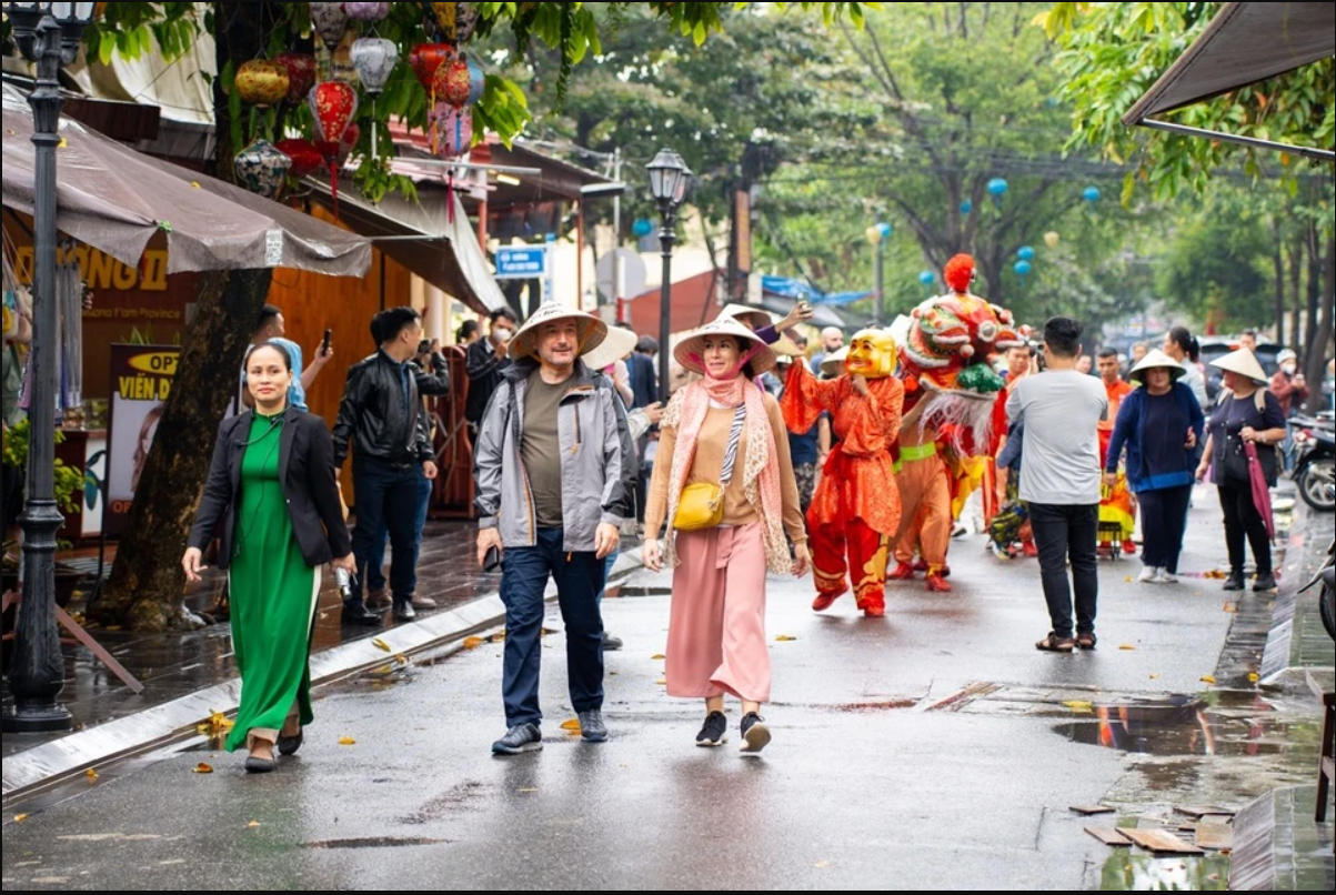 Vượt qua Phú Quốc và Đà Lạt, thành phố này được khách quốc tế 