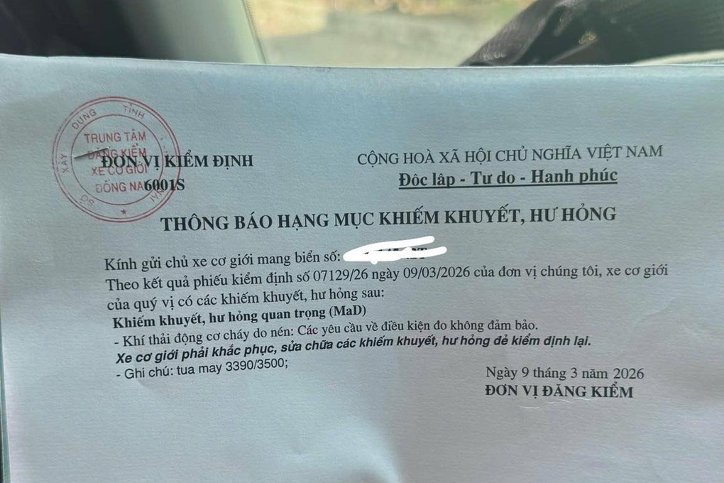 Xe Ford đời cũ đạp ga không đủ vòng tua, trung tâm đăng kiểm nói gì? - 1