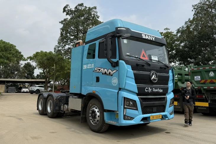 xe đầu kéo điện - Ảnh 1.