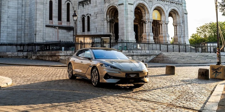 Xe điện có tầm hoạt động xa nhất thế giới: Chạy tới 1.036km/sạc, mạnh hơn 1.000 mã lực 1 xe điện - Ảnh 1.