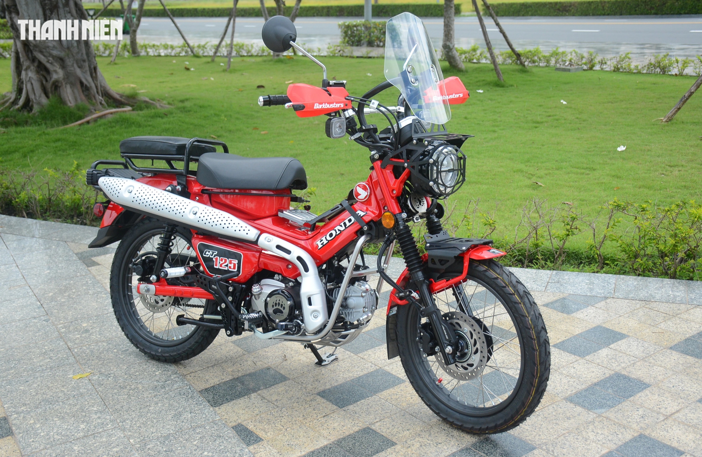 Xe số Honda CT125 chạy 'lướt' bán lại cả trăm triệu đồng, cao hơn giá xe mới - Ảnh 2.
