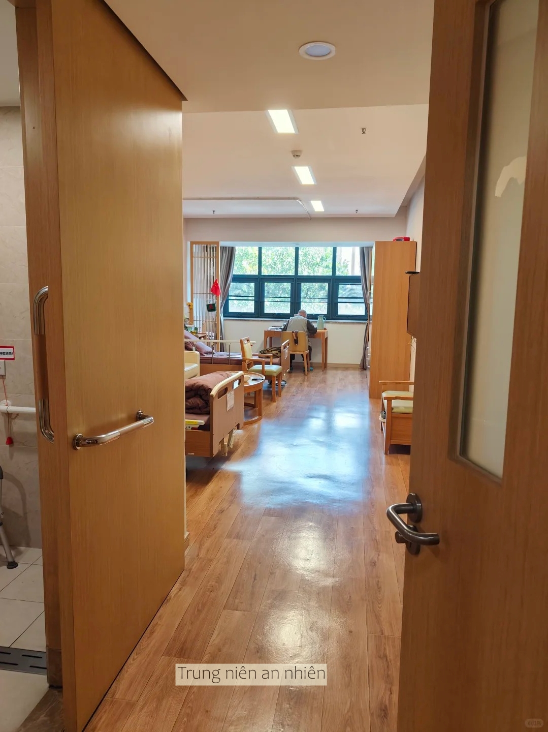 Xuất hiện viện dưỡng lão phòng như chung cư, riêng giá phòng từ 16 triệu đồng/tháng, có sẵn khu khám bệnh- Ảnh 1.