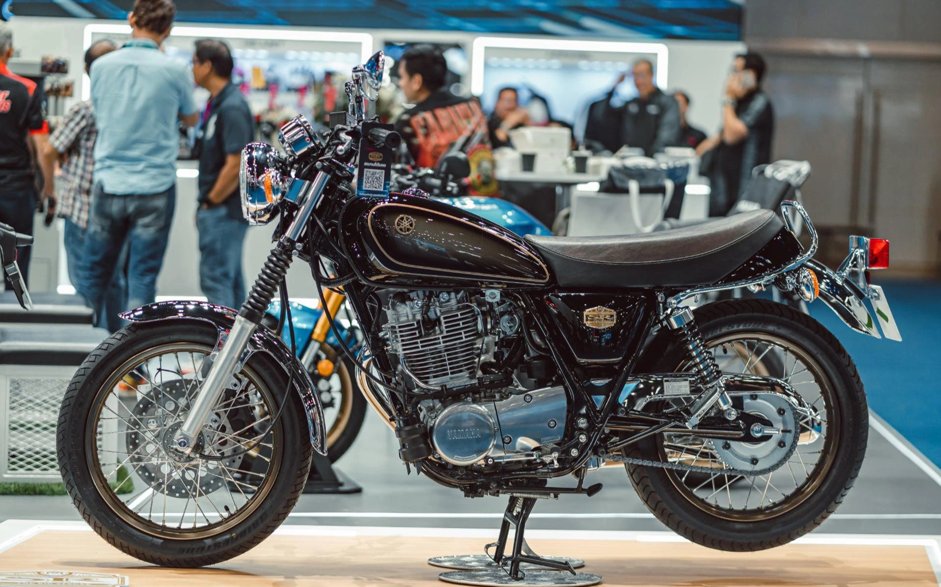 Yamaha SR400 Final Limited Edition phiên bản cuối cùng sản xuất tại Thái Lan, chỉ 700 chiếc - Ảnh 1.