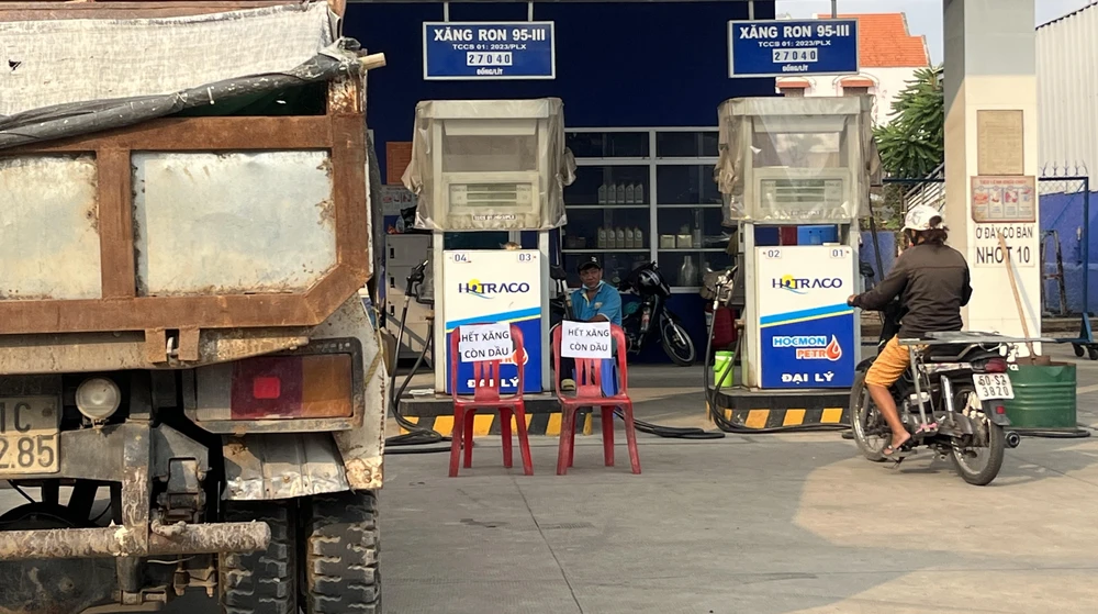 cửa hàng xăng