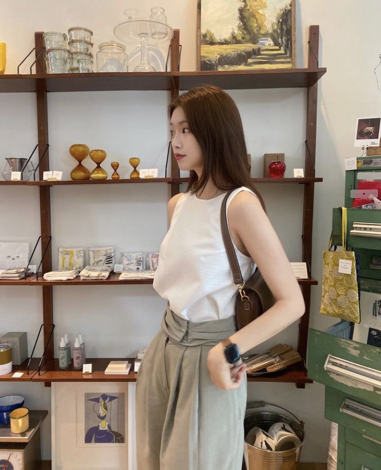 Xôn xao vợ chồng Gen Z: 10 triệu chỉ đủ sống 4-5 ngày, bán luôn vàng cưới để tiêu- Ảnh 2.