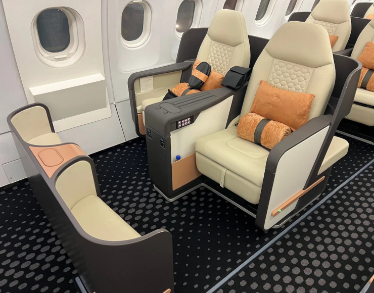 Những chiếc ghế Airbus A319 có thể chuyển thành giường nằm. Ảnh: Beond