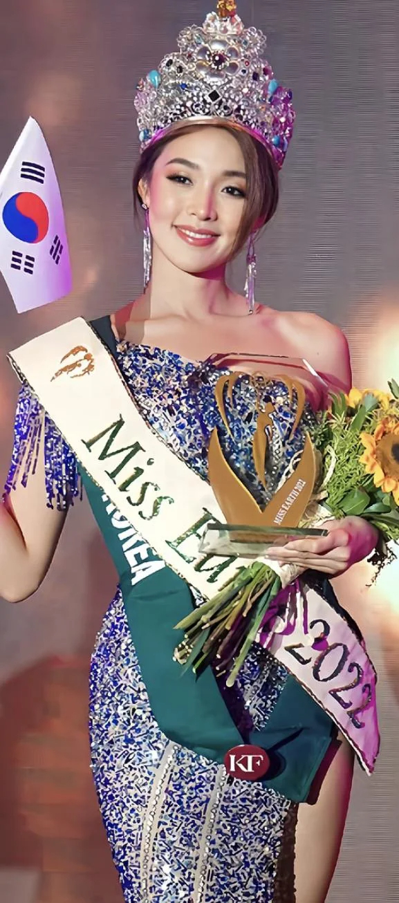 Hoa hậu xinh đẹp, xài nhiều đồ hiệu nhất Địa Ngục Độc Thân bị bóc mẽ 