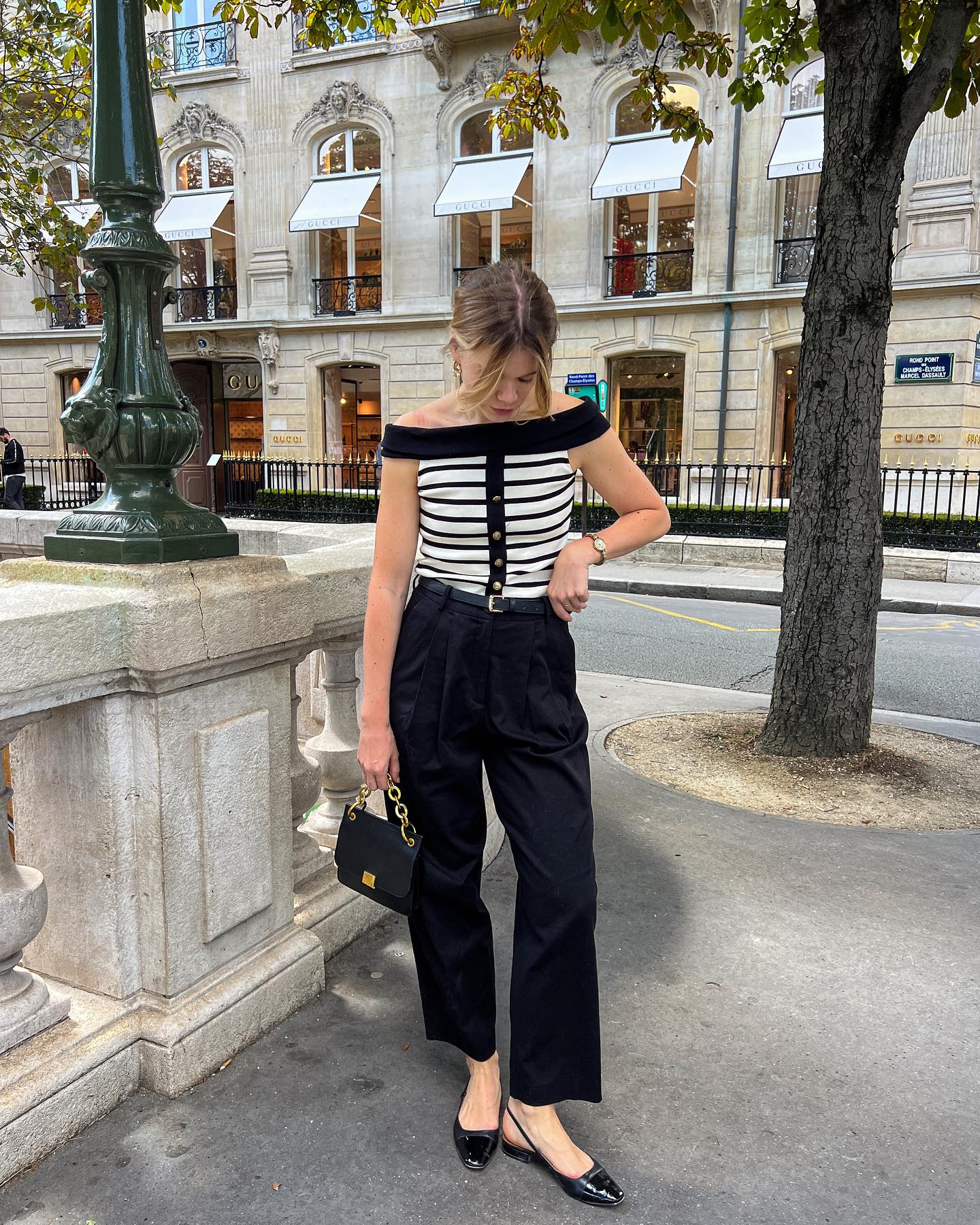 Phụ nữ Pháp thường mix quần ống suông với 4 mẫu áo, hóa ra mặc đẹp lại đơn giản thế này- Ảnh 10. Phụ nữ Pháp thường mix quần ống suông với 4 mẫu áo, hóa ra mặc đẹp lại đơn giản thế này- Ảnh 10.