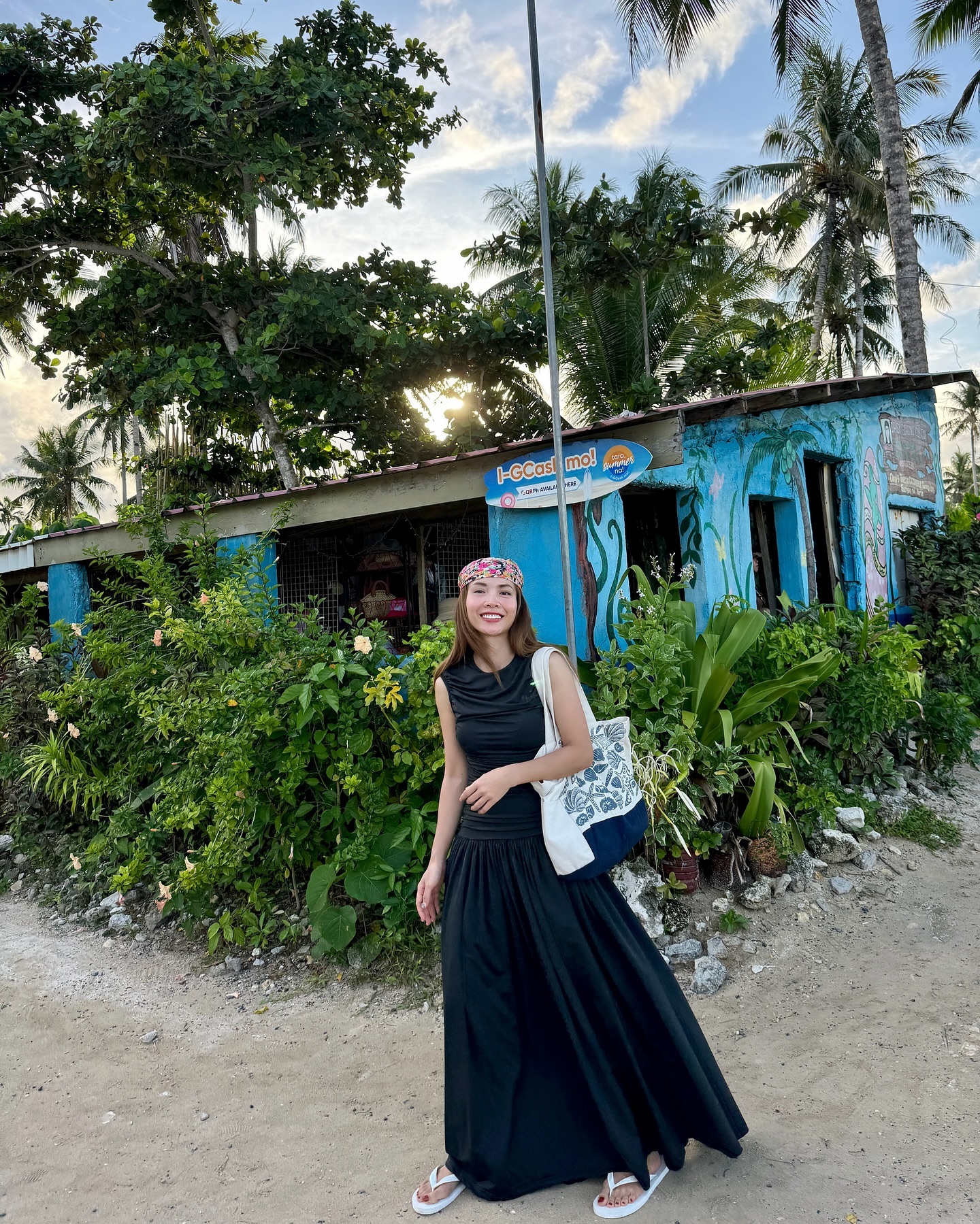 Mỹ nhân Việt 42 tuổi có style du lịch đẹp tới từng set đồ, quan trọng là vô cùng trẻ trung- Ảnh 3.