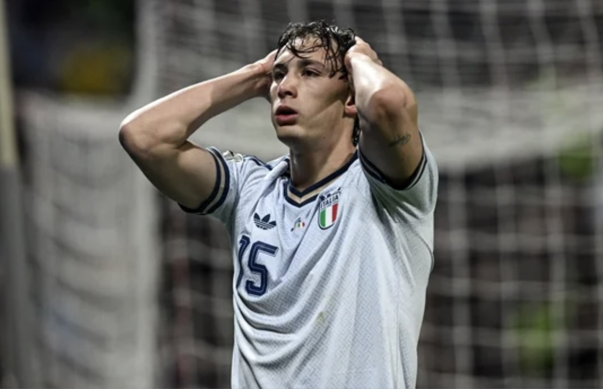 Gục ngã loạt sút luân lưu, Ý lần thứ ba liên tiếp lỡ hẹn World Cup - Ảnh 6.