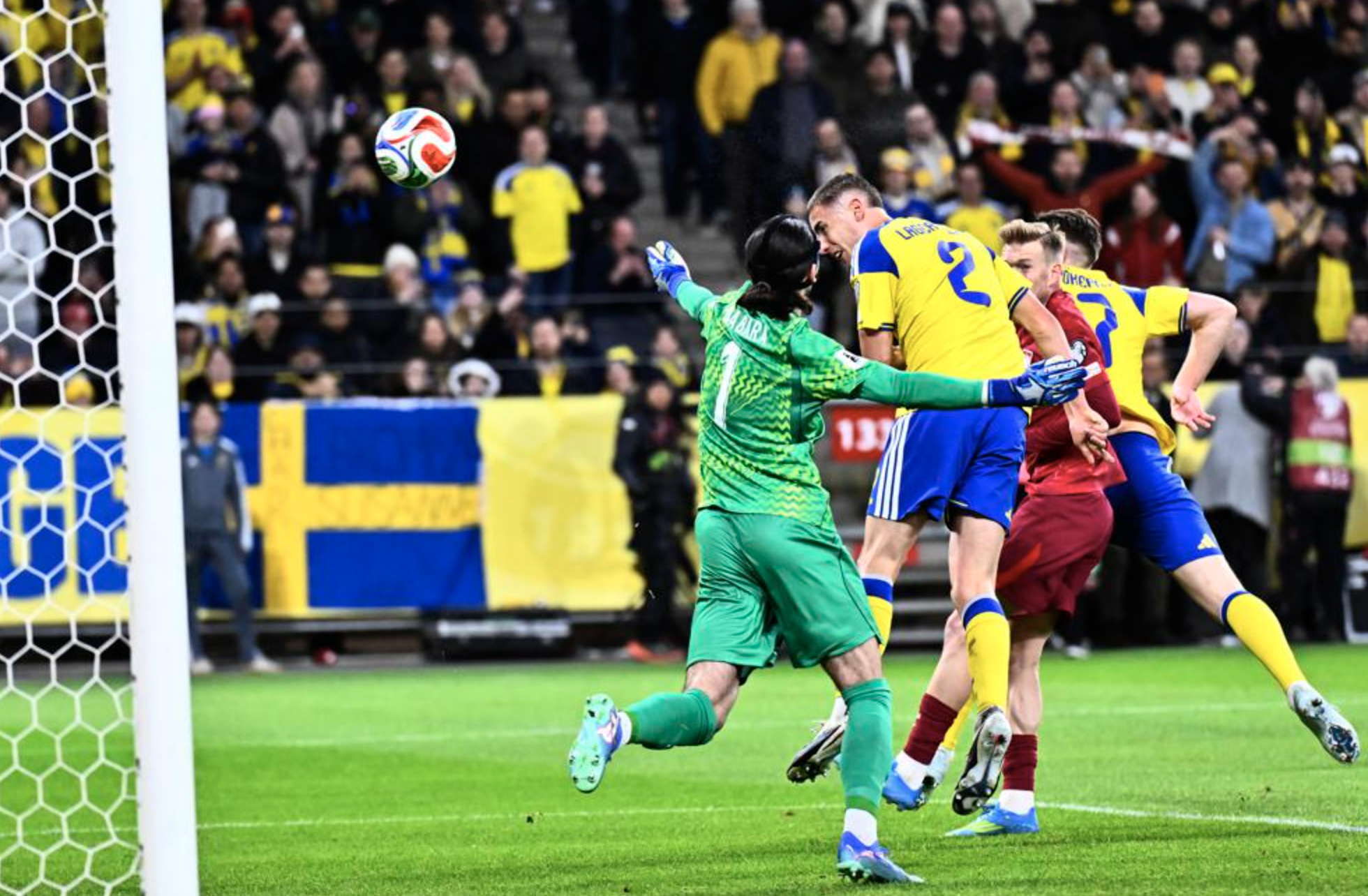 Gyokeres tỏa sáng, Thụy Điển hạ Ba Lan giành vé dự World Cup 2026 - Ảnh 3.