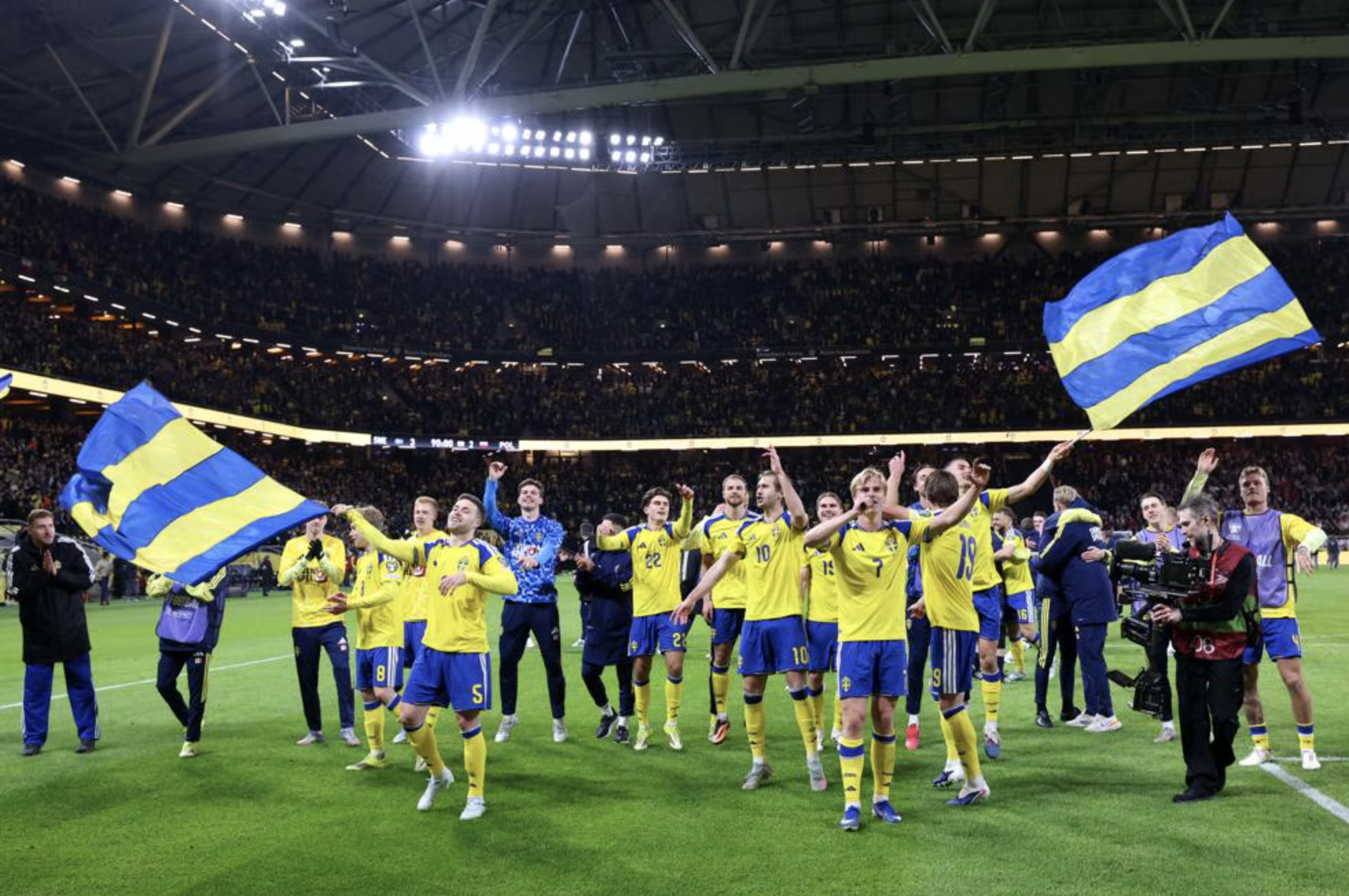 Gyokeres tỏa sáng, Thụy Điển hạ Ba Lan giành vé dự World Cup 2026 - Ảnh 6.