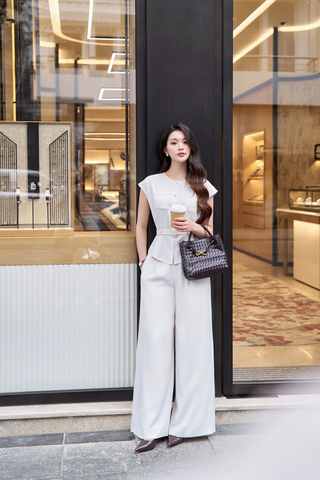 Váy áo có túi, khi thời trang 'bắt tay' cùng sự tiện lợi 6 Váy áo có túi, khi thời trang 'bắt tay' cùng sự tiện lợi - Ảnh 6.