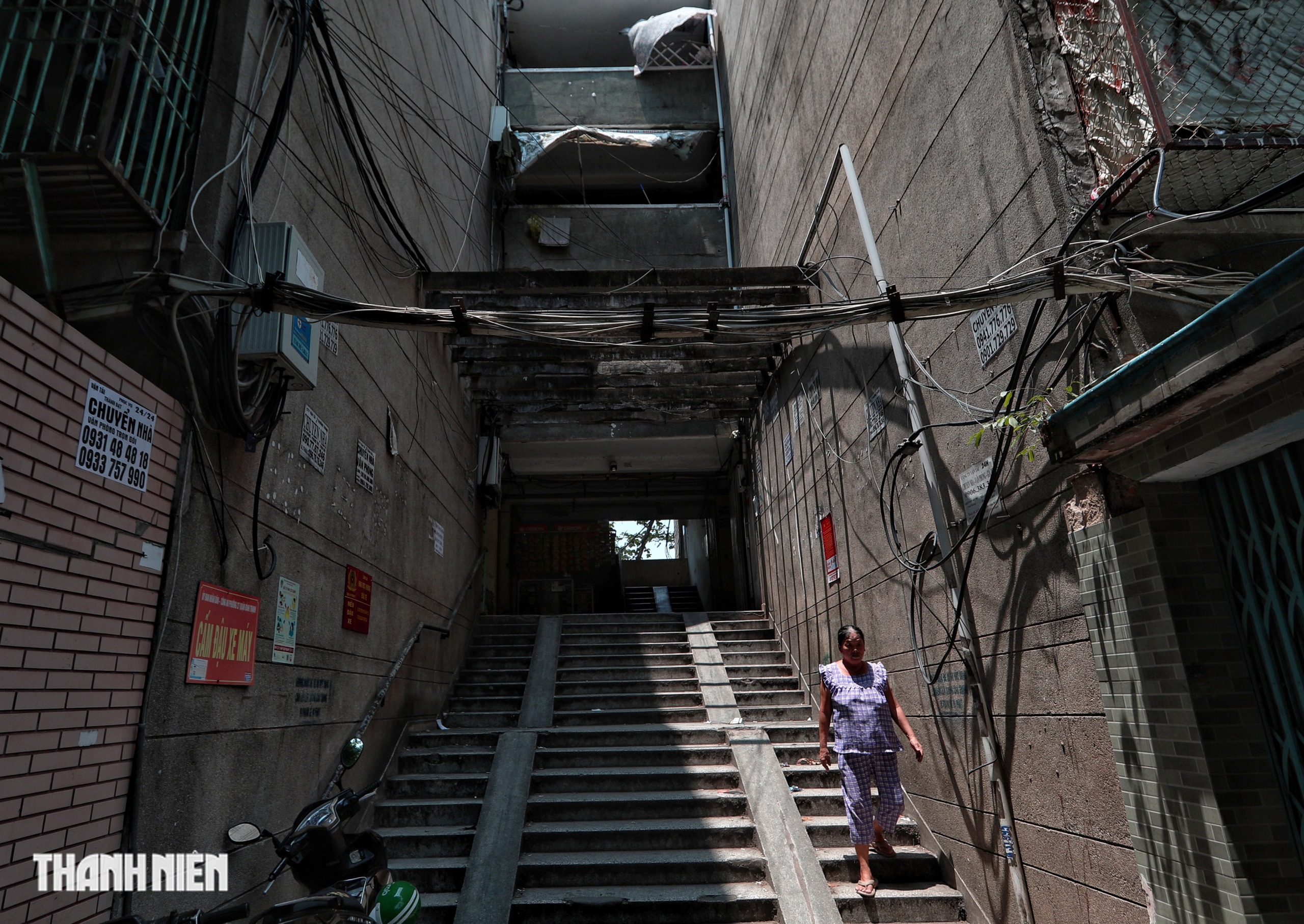 Bên trong cư xá Thanh Đa xuống cấp: cư dân giằng co giữa đi và ở - Ảnh 2.