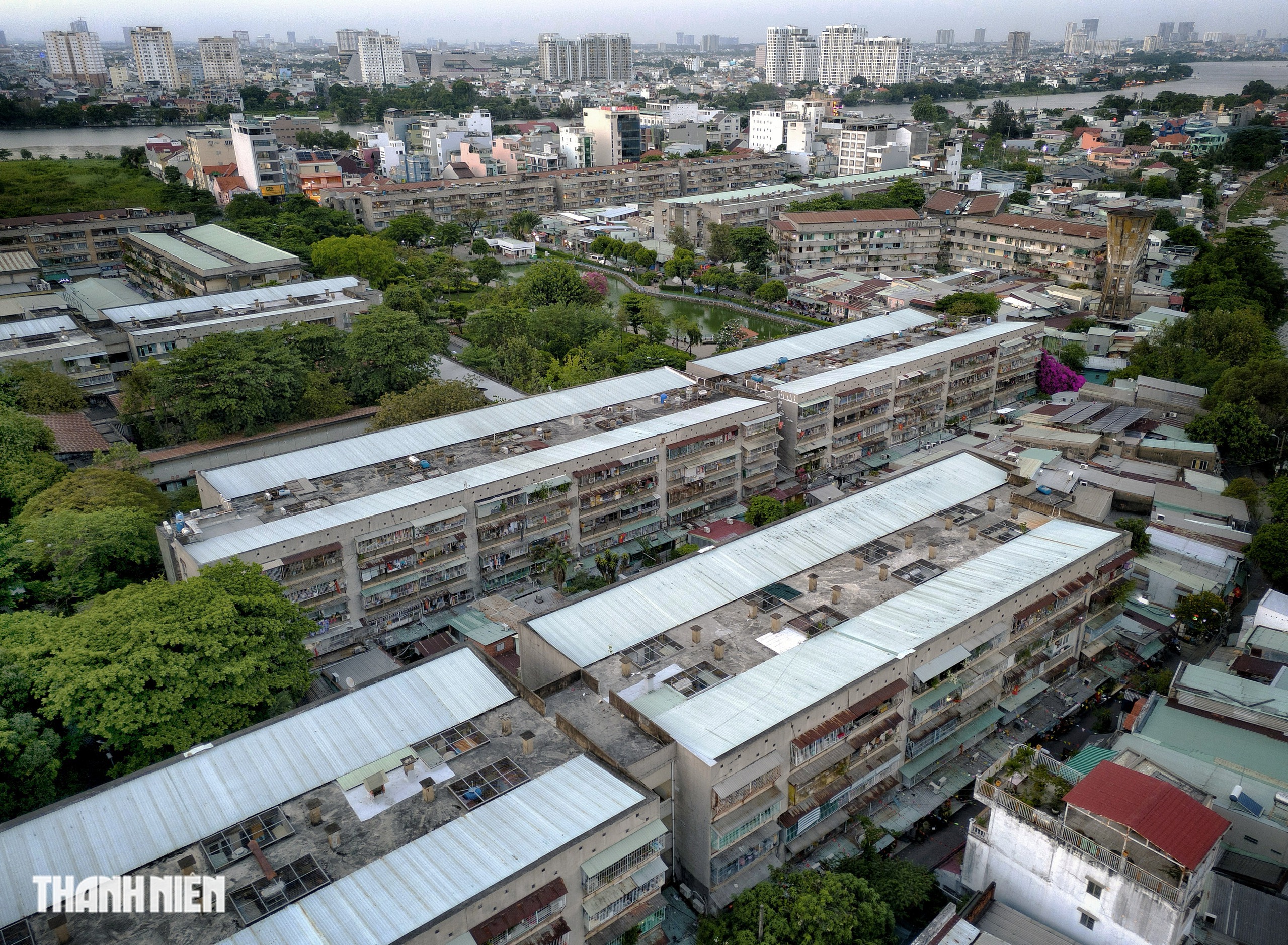 Bên trong cư xá Thanh Đa xuống cấp: cư dân giằng co giữa đi và ở - Ảnh 13.