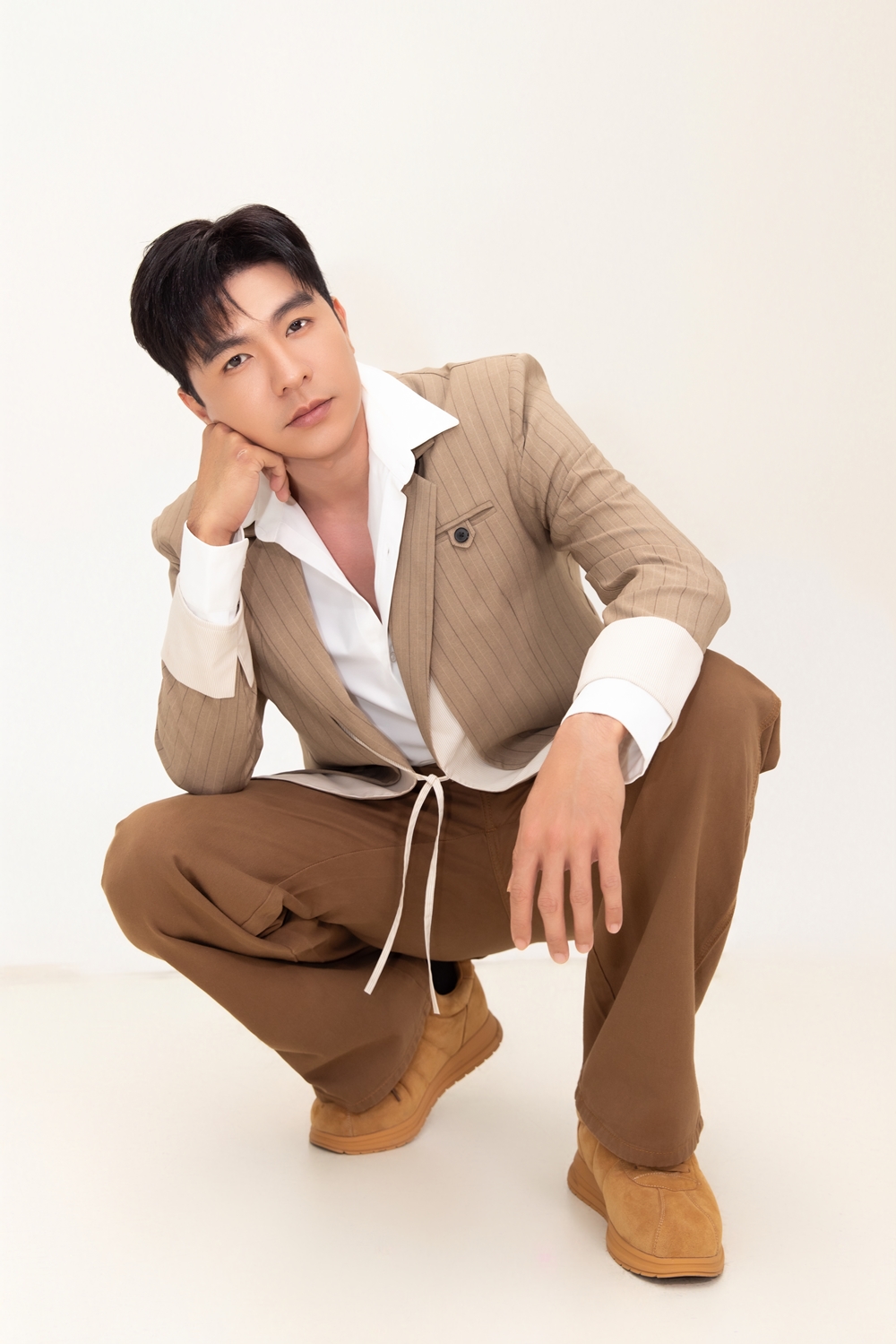 Steven Nguyễn: Từ chối đánh giá diễn xuất của Minh Trang, tiết lộ người an toàn nhất để chia sẻ mọi áp lực- Ảnh 8.