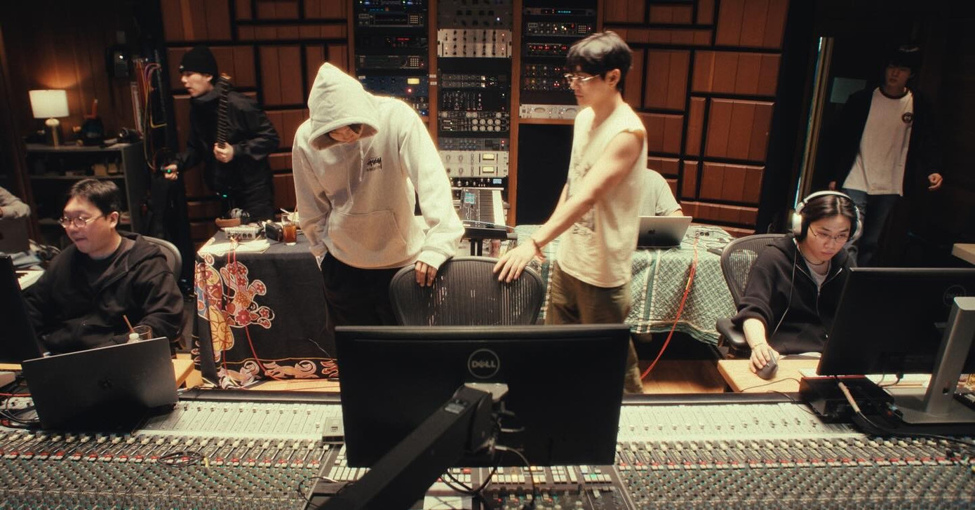 Đặc quyền của đạo diễn Bảo Nguyễn khi làm phim về BTS- Ảnh 10.