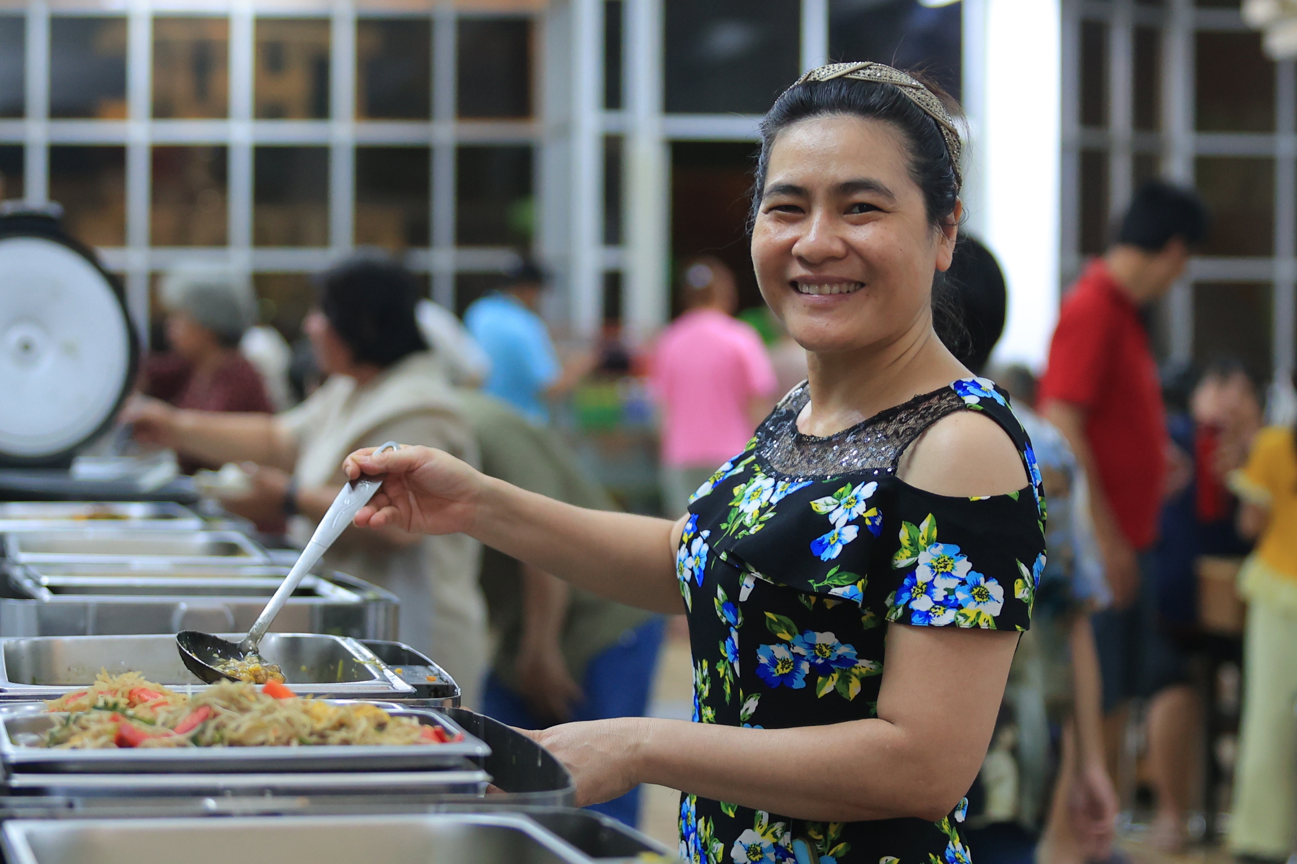 'ADN mở' TP.HCM: Ai trao 'tấm vé đổi đời' cho người nhập cư?- Ảnh 3. 'ADN mở' TP.HCM: Ai trao 'tấm vé đổi đời' cho người nhập cư?- Ảnh 3.