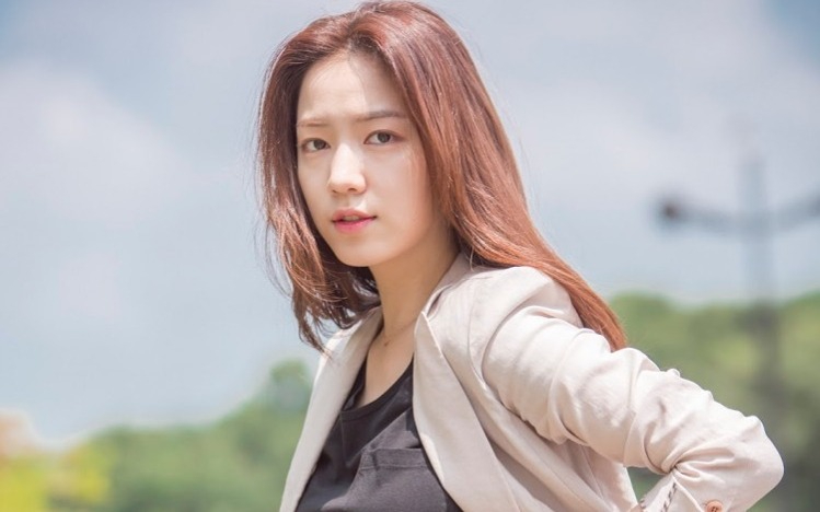 Hwayoung (cựu thành viên T-ara) kết hôn với doanh nhân hơn 3 tuổi, vừa tung ảnh chồng nhưng chỉ có 1000 like- Ảnh 4.