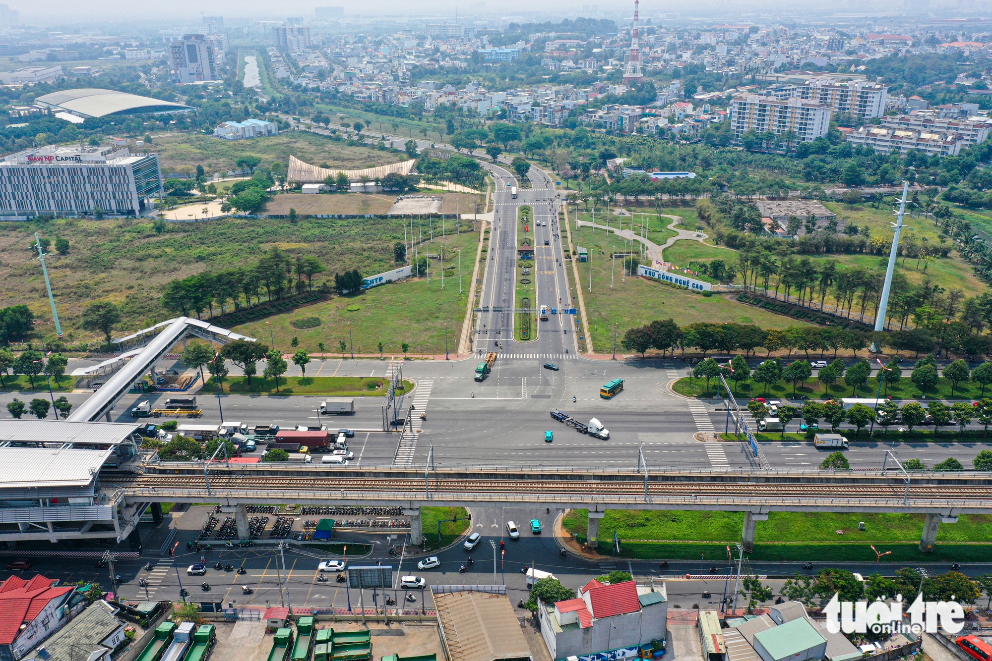 Hiện trạng 5 nút giao cửa ngõ phía Đông dự kiến làm 'luồng xanh', xe không phải dừng đèn đỏ 11 xa lộ hà nội - Ảnh 11.