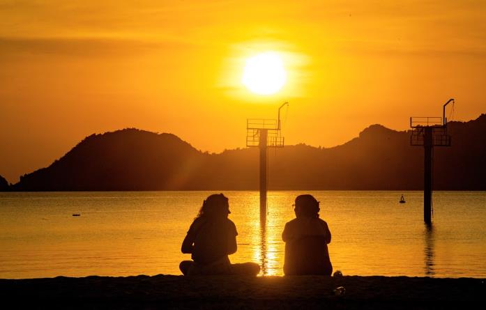 Nghỉ dài ngày từ Giỗ Tổ Hùng Vương, nhiều du khách lên kế hoạch đến “đảo trải nghiệm” này- Ảnh 2.