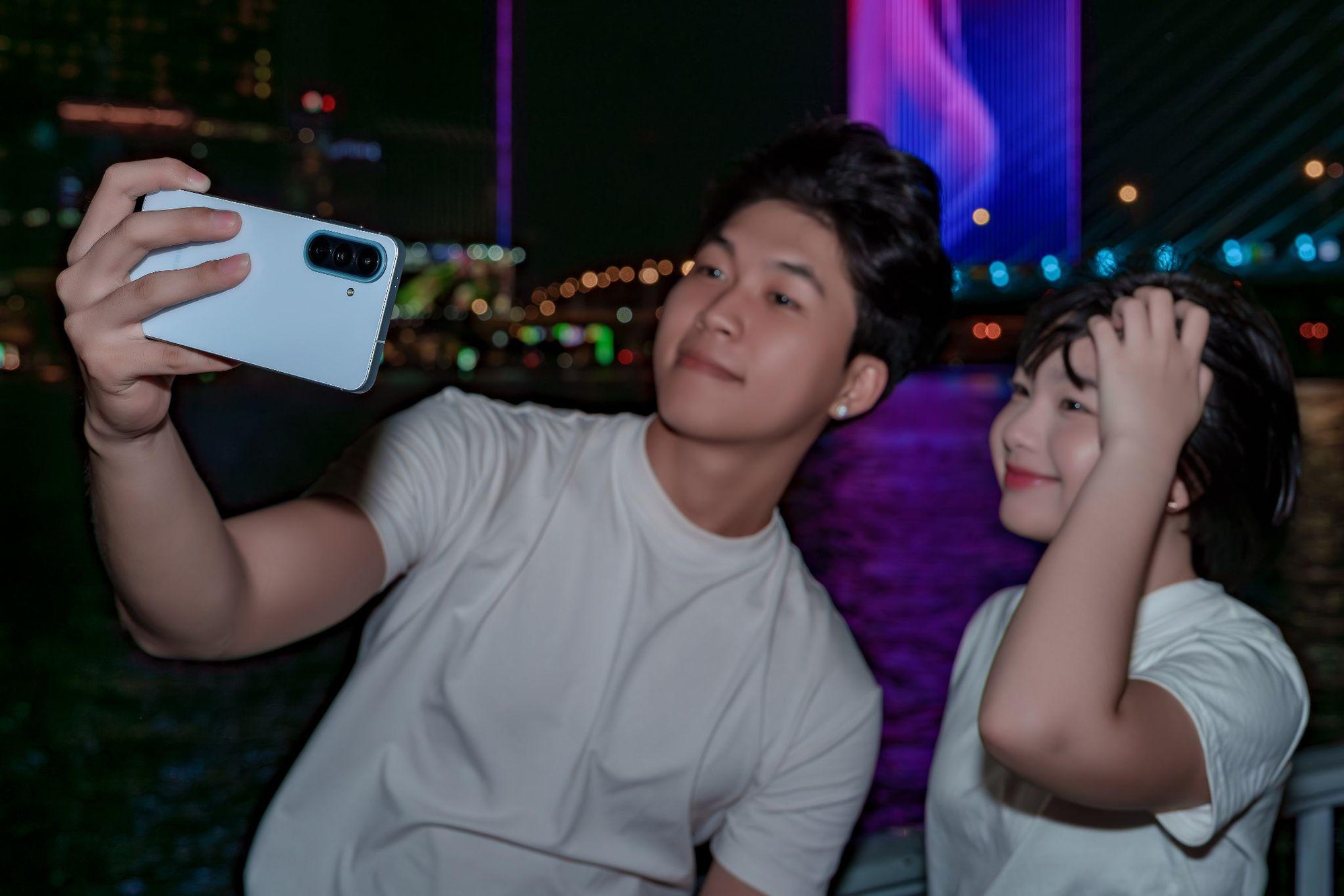 Đi đêm lắm cũng có ngày… bật vibe đêm “sáng tỏa” cùng Galaxy A57/A37 5G- Ảnh 4.