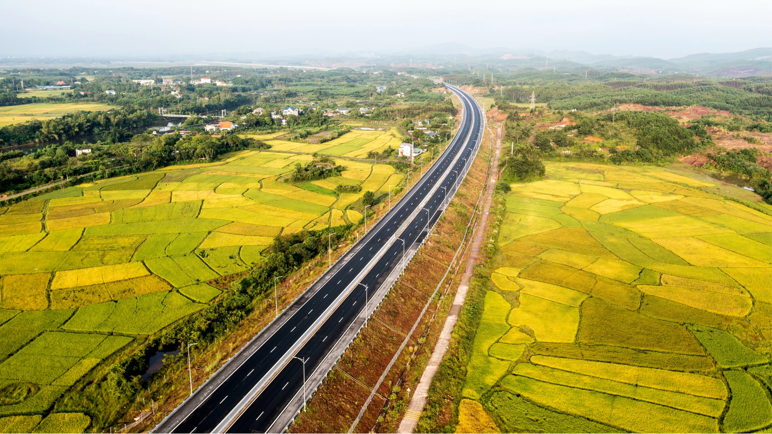 Công tác tuyên giáo và dân vận dẫn dắt tư tưởng, khơi dậy khát vọng phát triển - Ảnh 2.