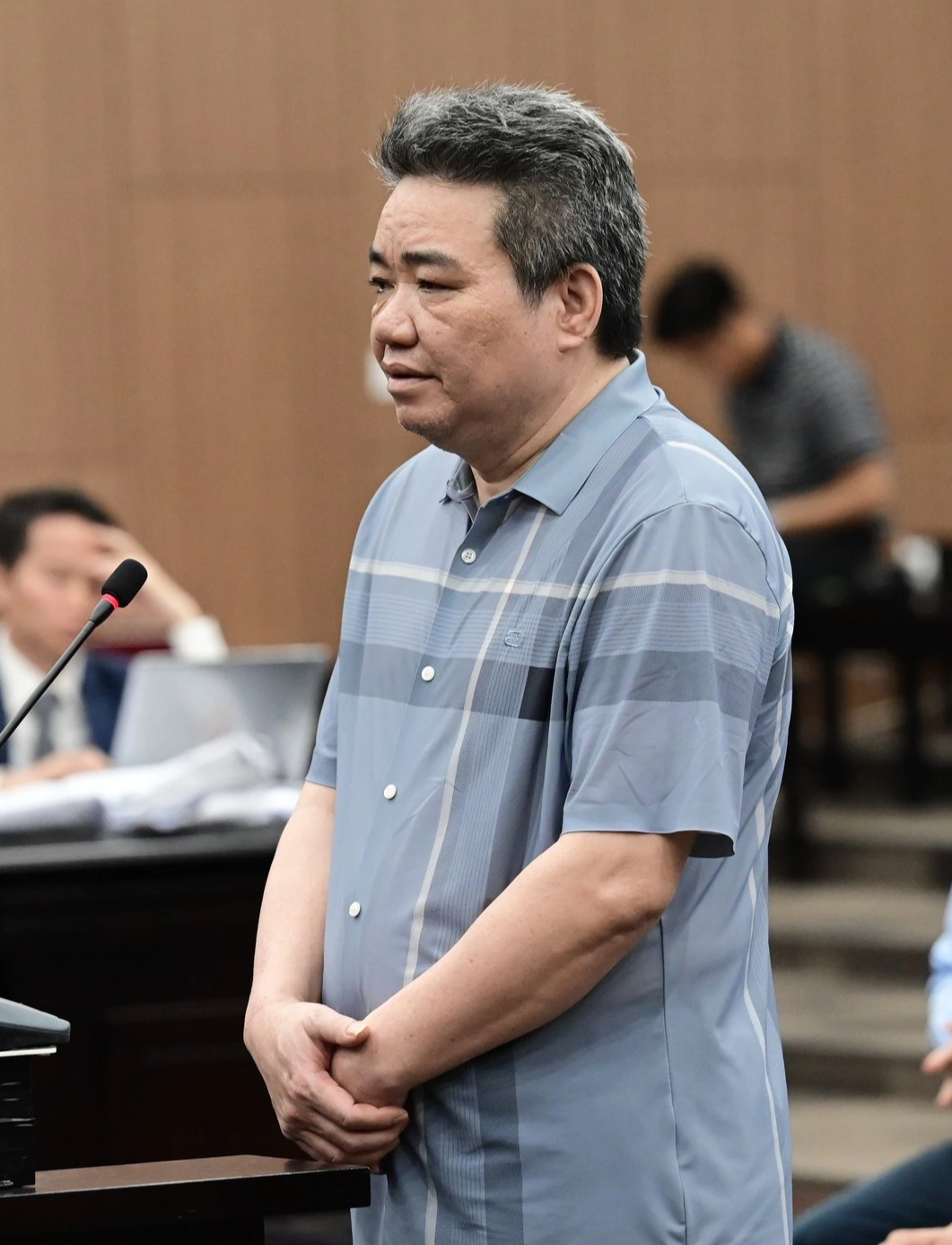 Luật sư kể nỗi khổ doanh nghiệp hối lộ 40 tỉ trong vụ án hối lộ 2026 - Ảnh 2. Luật sư kể nỗi khổ doanh nghiệp hối lộ 40 tỉ trong vụ án hối lộ 2026 - Ảnh 2.