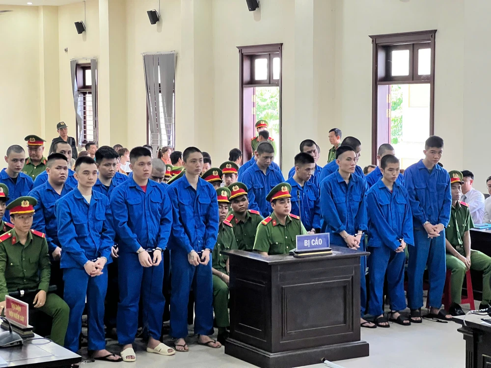 thanh thiếu niên 1.JPG