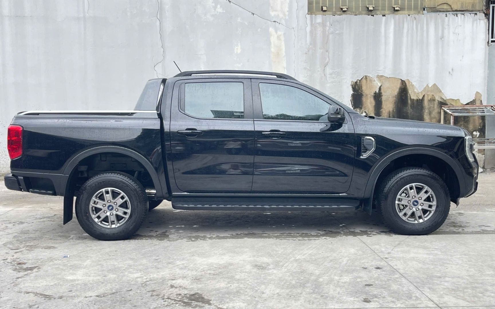 Ford Ranger XLS thuộc nhóm 'xe tải' rớt giá bao nhiêu sau 3 năm sử dụng? - Ảnh 3.