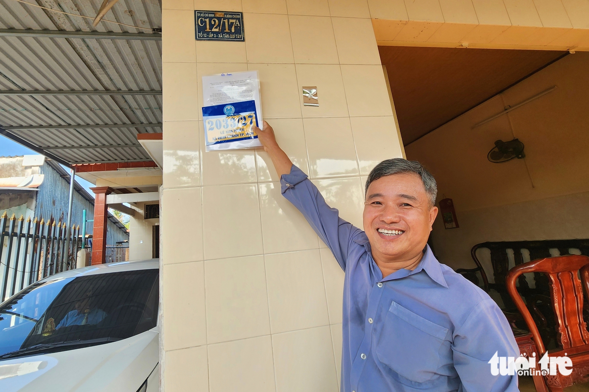 Xã Bình Chánh trao biển số nhà mới cho gần 18.000 hộ: Shipper dễ tìm, giao dịch thuận lợi hơn - Ảnh 4.