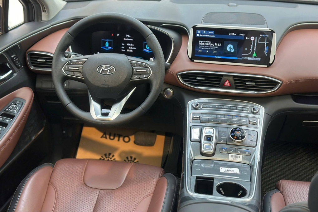 Hyundai Santa Fe máy dầu đi 2 năm vẫn bán đắt hơn xe mới - 3