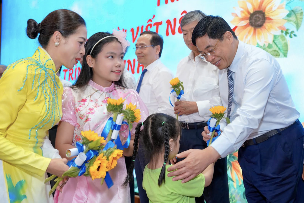 Cấp cứu người hoại tử chi nguy kịch bằng kỹ thuật “lần đầu tiên ở Việt Nam” - 3